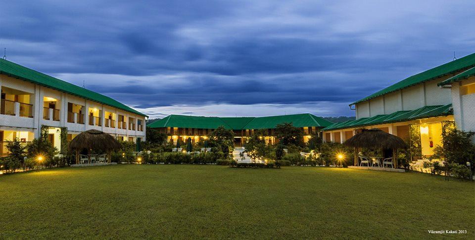 Resort Borgos Kāziranga Exterior foto
